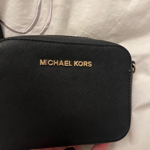 Authentic Michael Kors black side purse - Picture 3 of 5